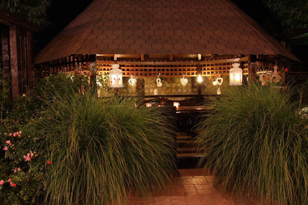 Rixo'S Guesthouse Circea Exterior photo